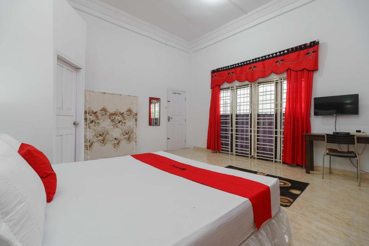 RedDoorz Syariah near Museum Tsunami Aceh 2 Geutieue Exterior foto